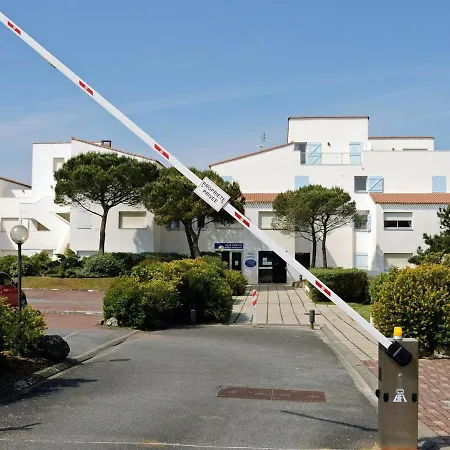 De Plain-pied Avec Terrasse Et Vue A - Fr-1-494-6 Apartment Royan